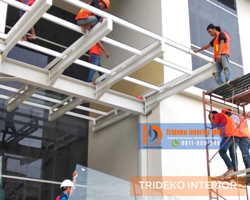 Kanopi-kaca-gedung-MCC-10 Proyek Atap Sunlouvre Jakarta Utara kualitas Garansi kami 1 Tahun full